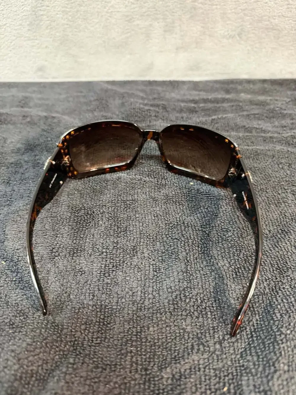 Global Eyewear RodeoQueenSunglasses    Smoke Gradient Lens Rhinestone StarConcho